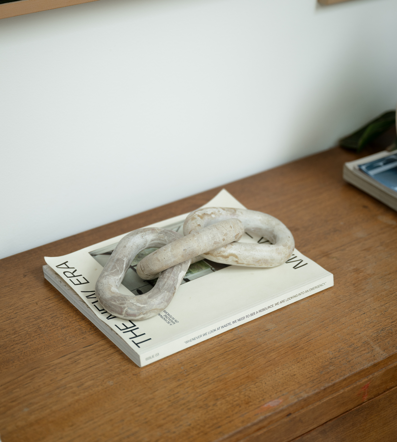 Orla Chocolate Marble Three Link Chain