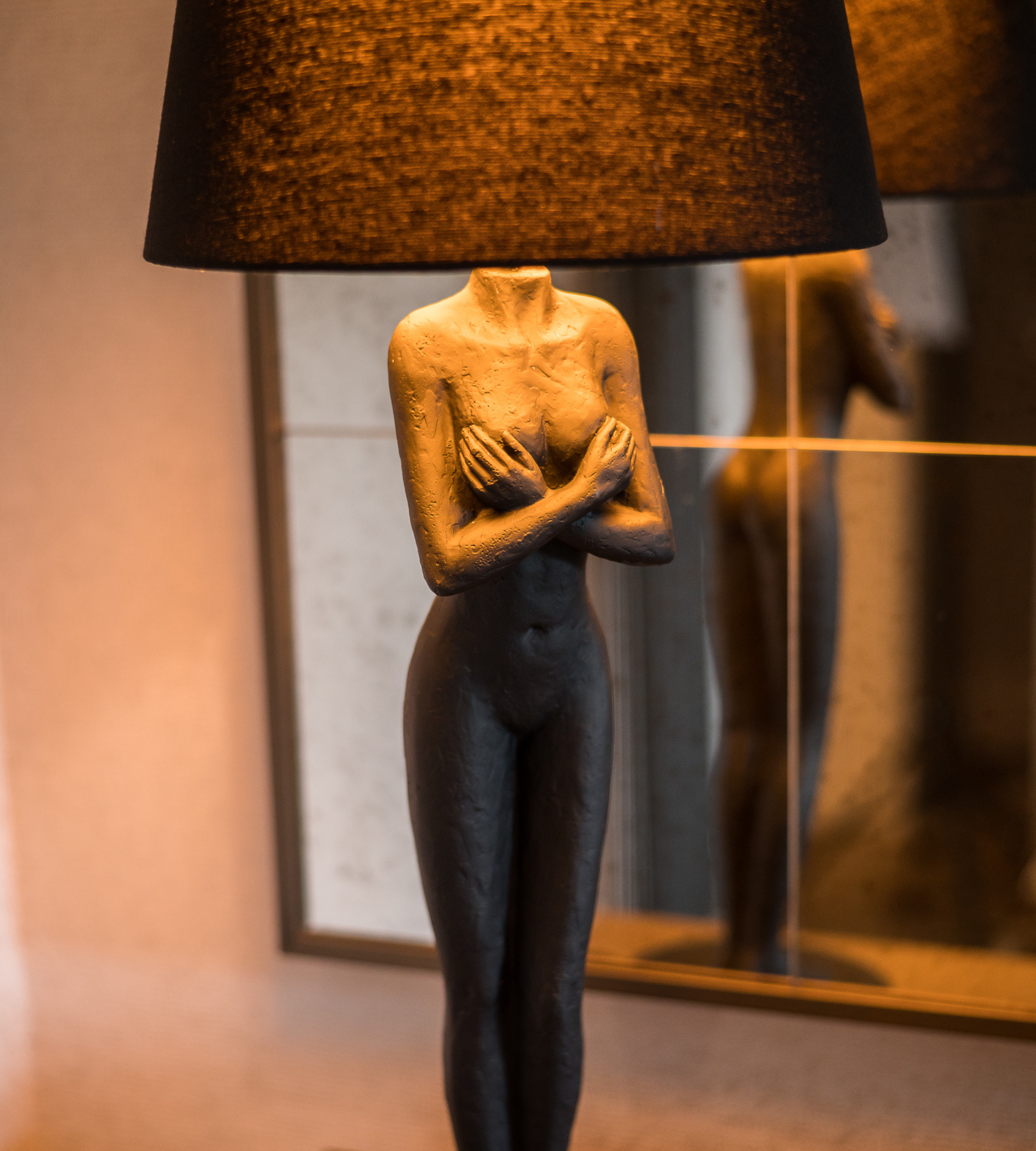 Lady Table Lamp