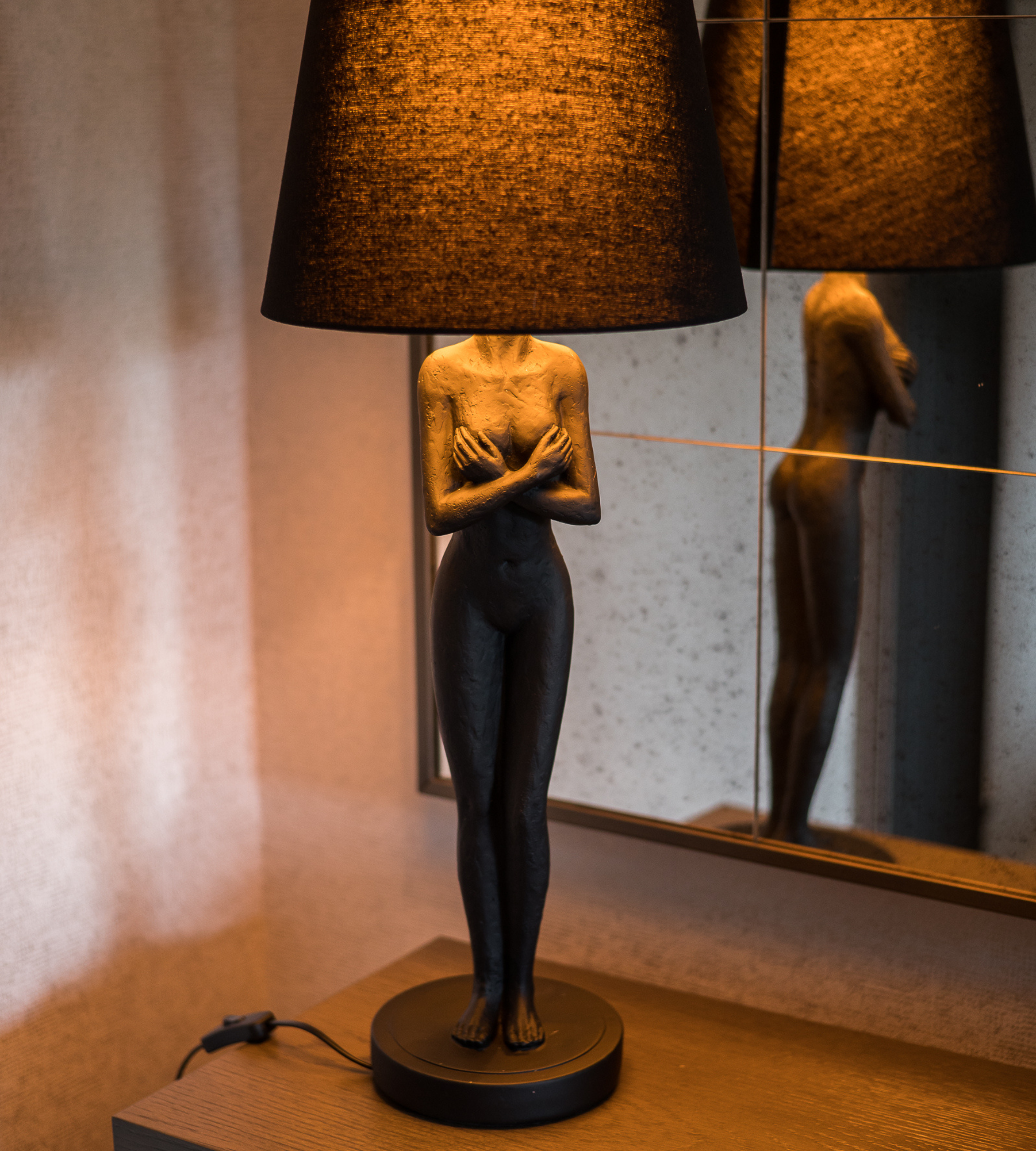 Lady Table Lamp