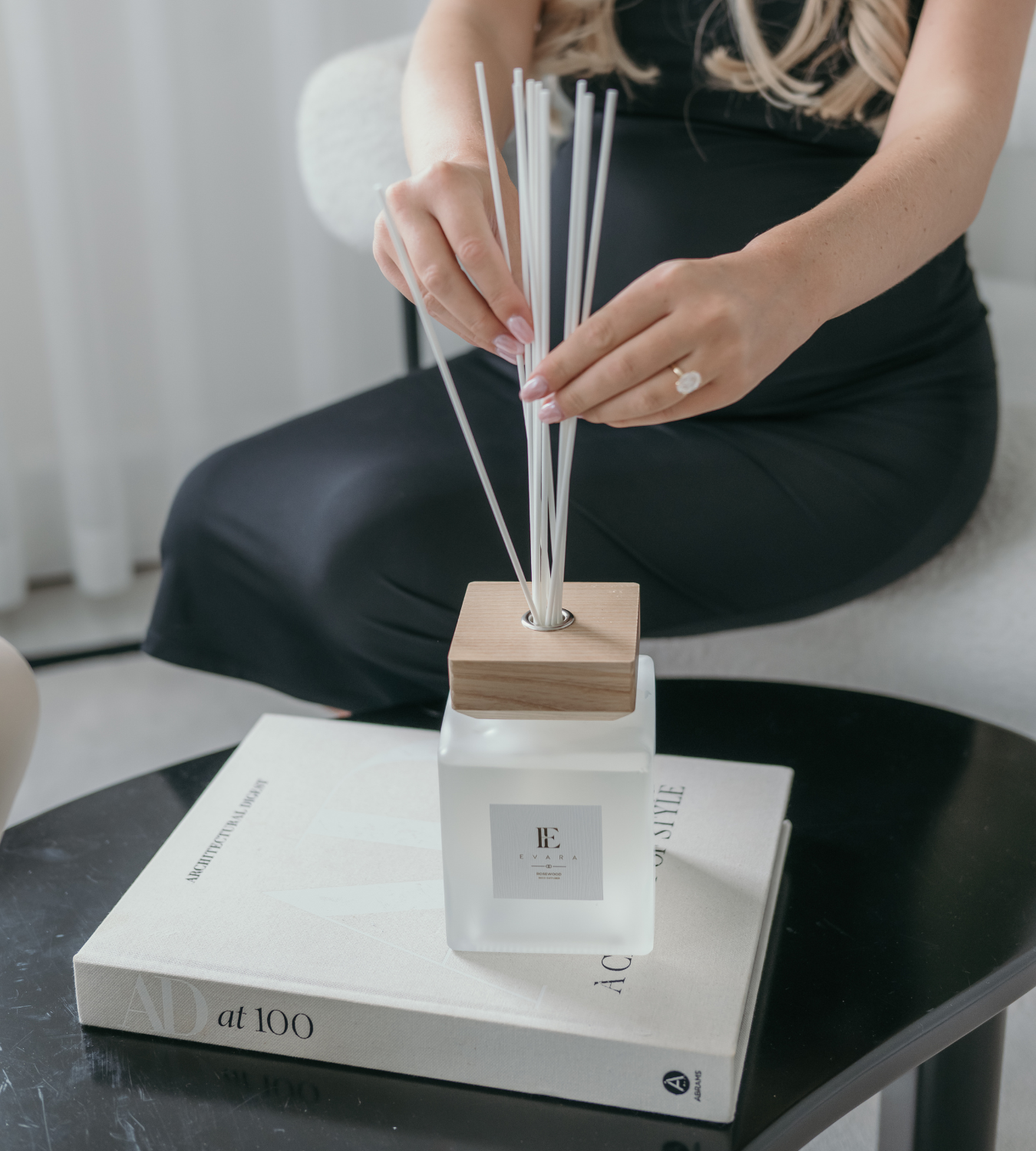 Evara Square Rosewood White Reed Diffuser Set - 1000ml