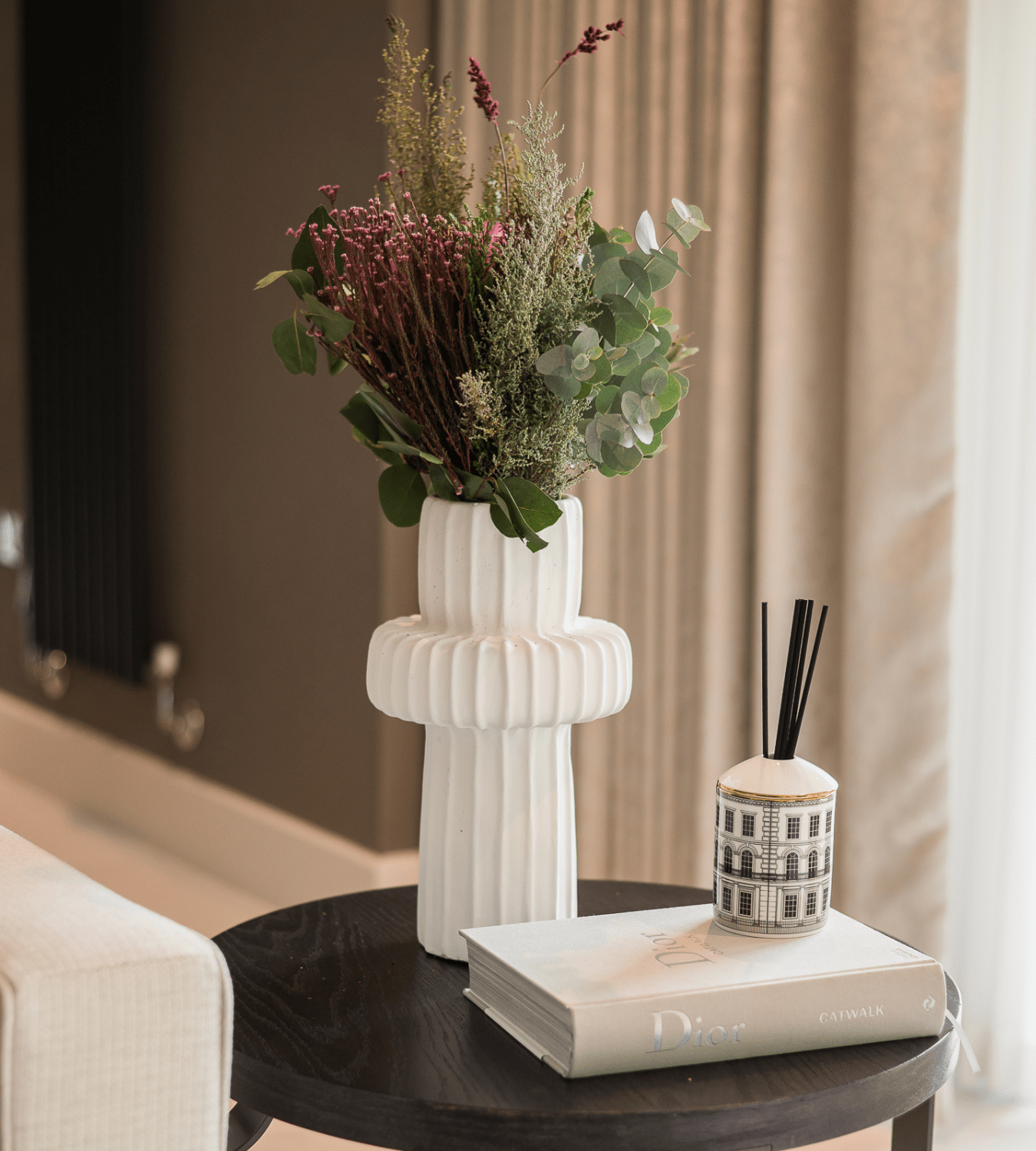 Exploring the Beauty and Versatility of Ceramic Home Decor - Chloe Jade Home
