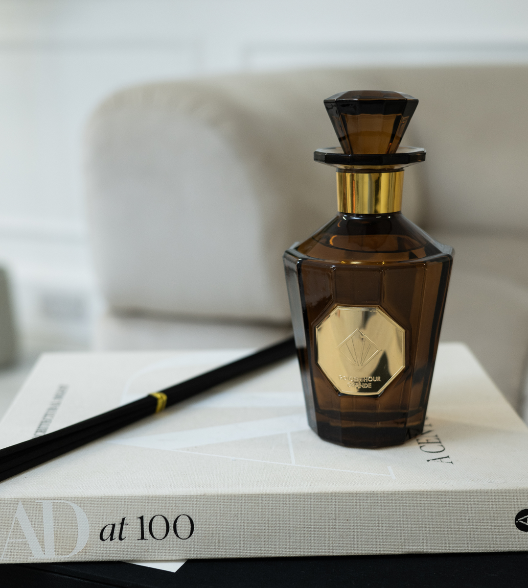Iconic Collection Diffusers Golden Hour Iconic Large Reed Diffuser 500ml - Leather & Woody Scent ...