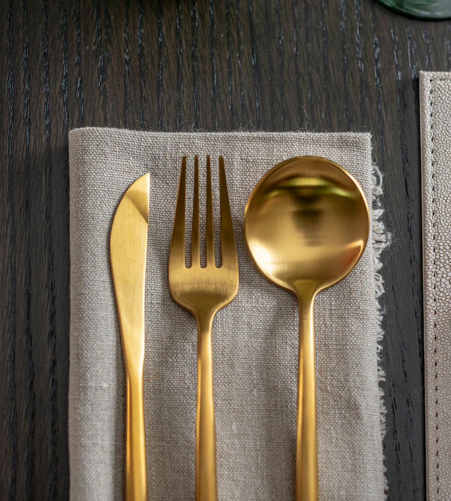 16 Piece Gold Cutlery Set in Gift Box