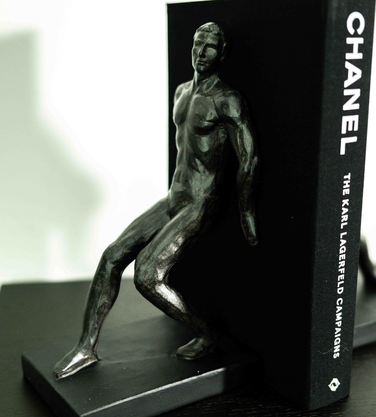 Pull Bookends Push and Pull Men Resin Bookends – Chloe Jade Home