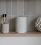 Dolni Large White Ceramic 600g Amber & Patchouli Candle