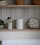 Dolni Large White Ceramic 600g Amber & Patchouli Candle