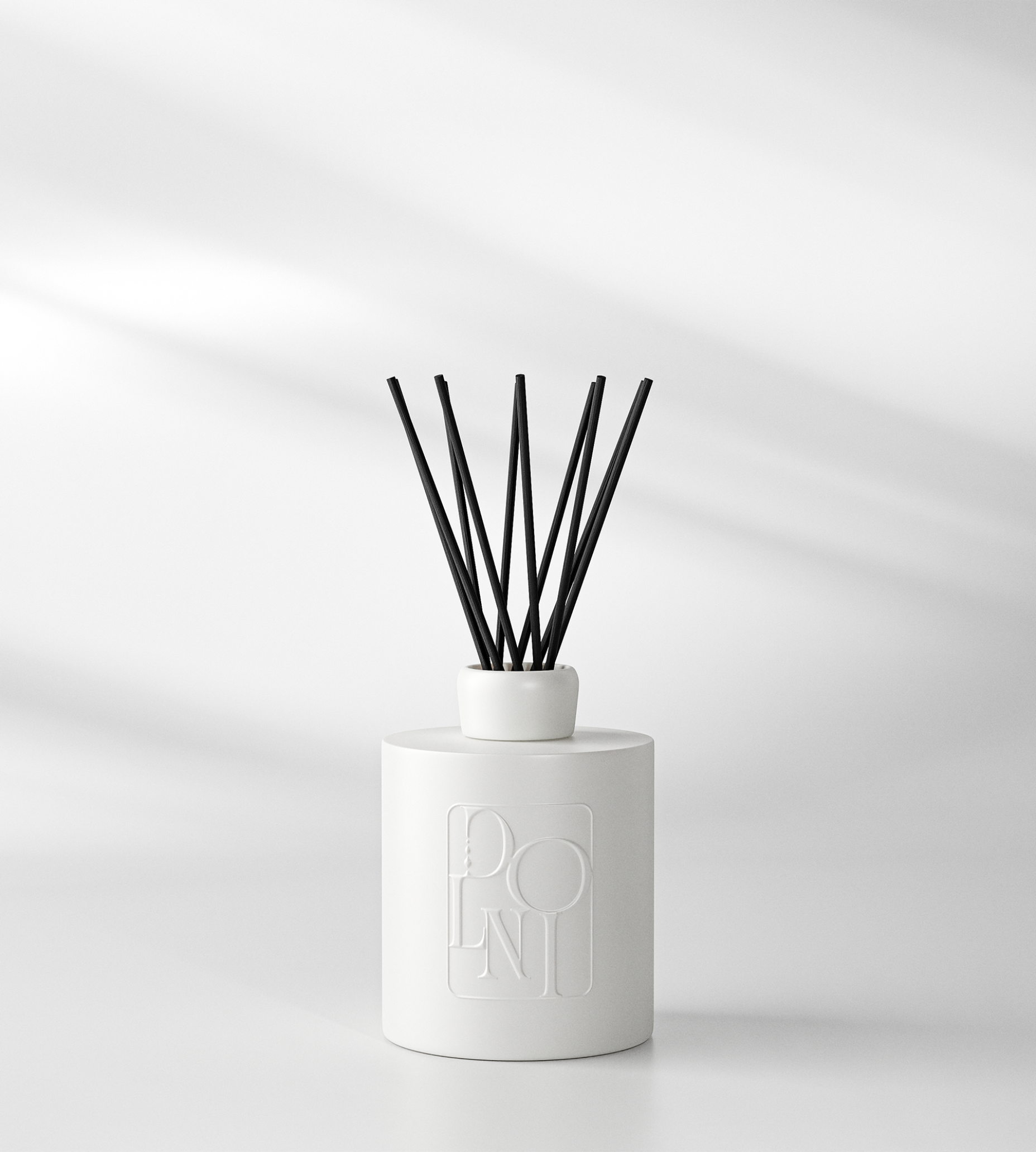 Dolni Large White Ceramic Blackberry Oud 500ml Reed Diffuser