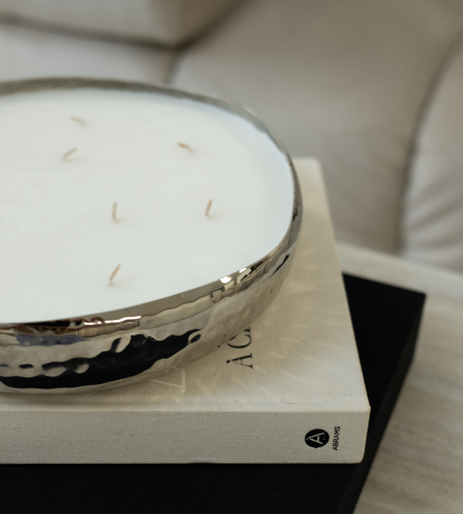 Medium Silver Tuberose Candle in Gift Box