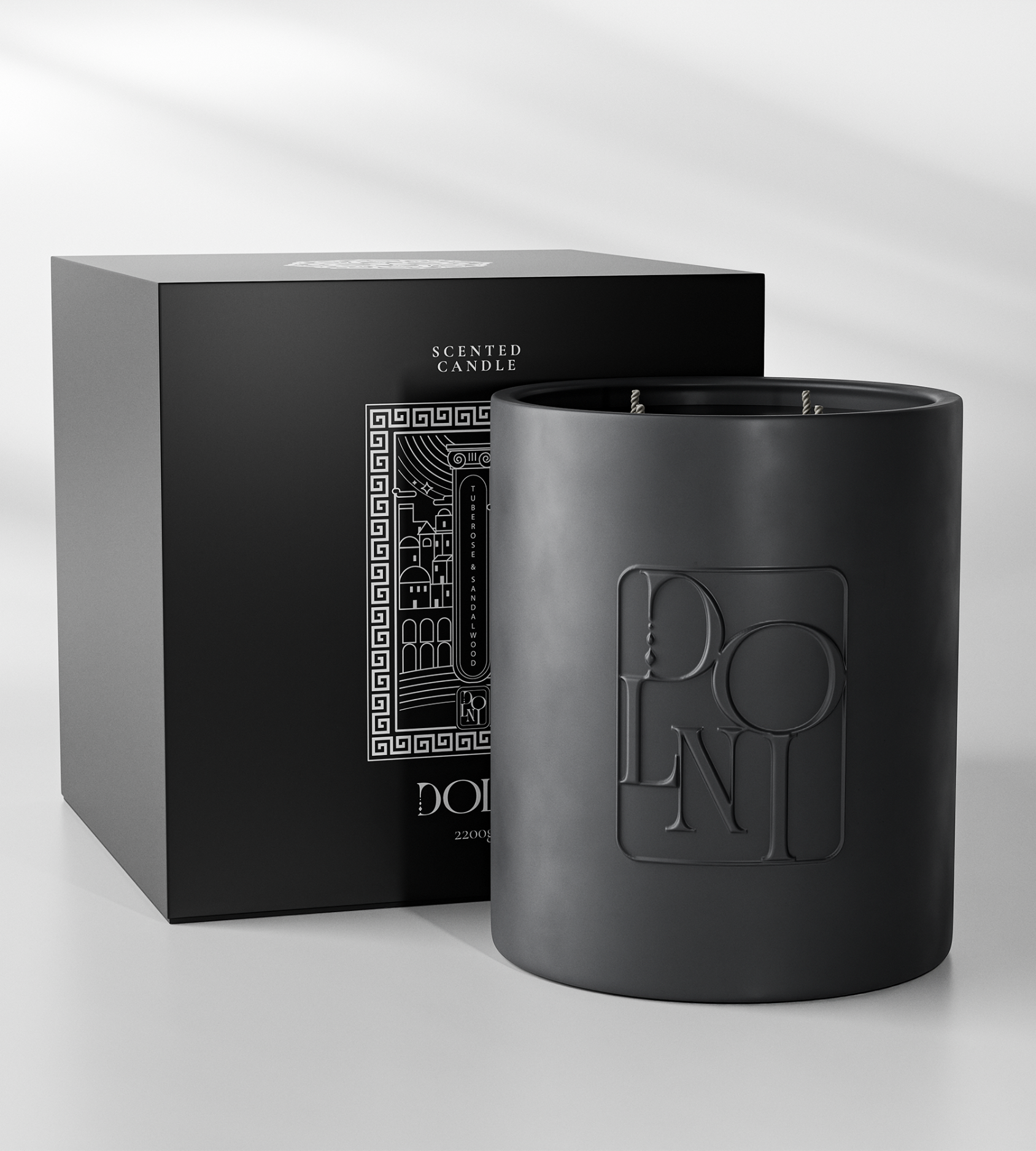 Dolni XL Black Ceramic 2200g Tuberose & Sandalwood Candle