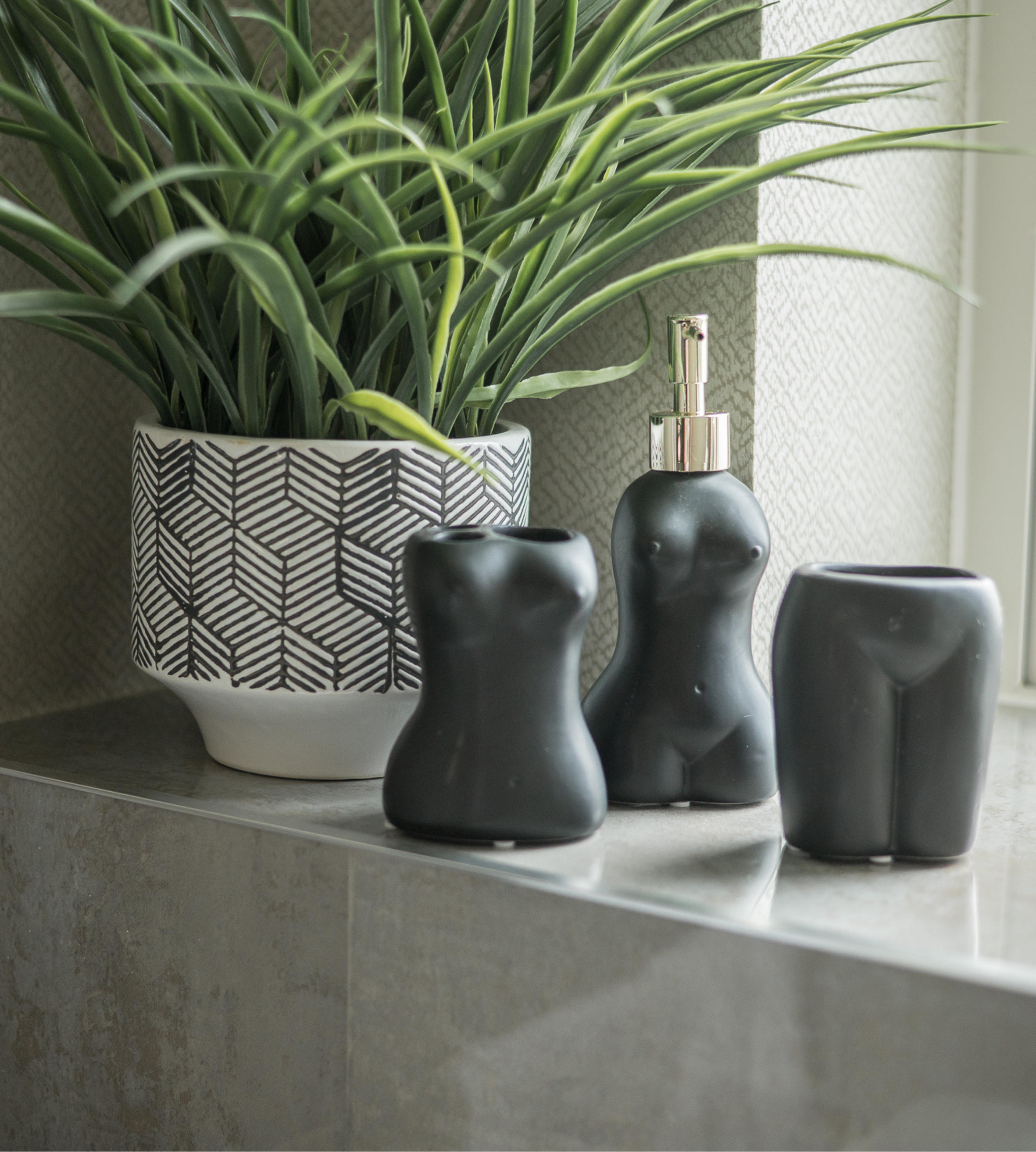 Set of 3 Black Body Bathroom Accessories