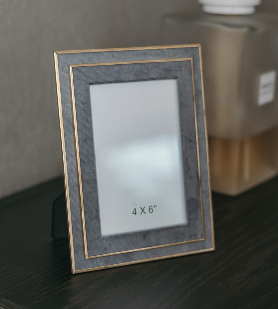 Grey and Gold Rim Photo Frame