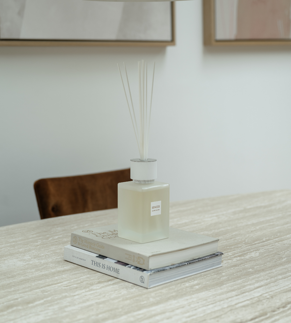 Large White Sences Alang Alang Reed Diffuser