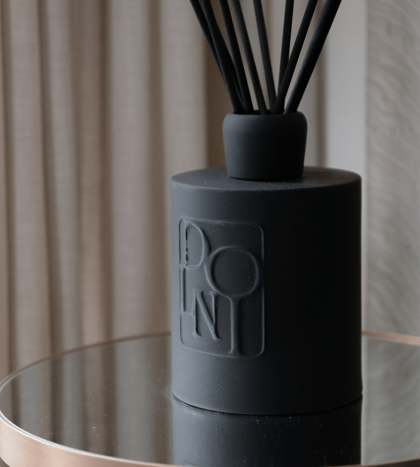 Dolni Extra Large Black Ceramic Rodí Noir Reed Diffuser