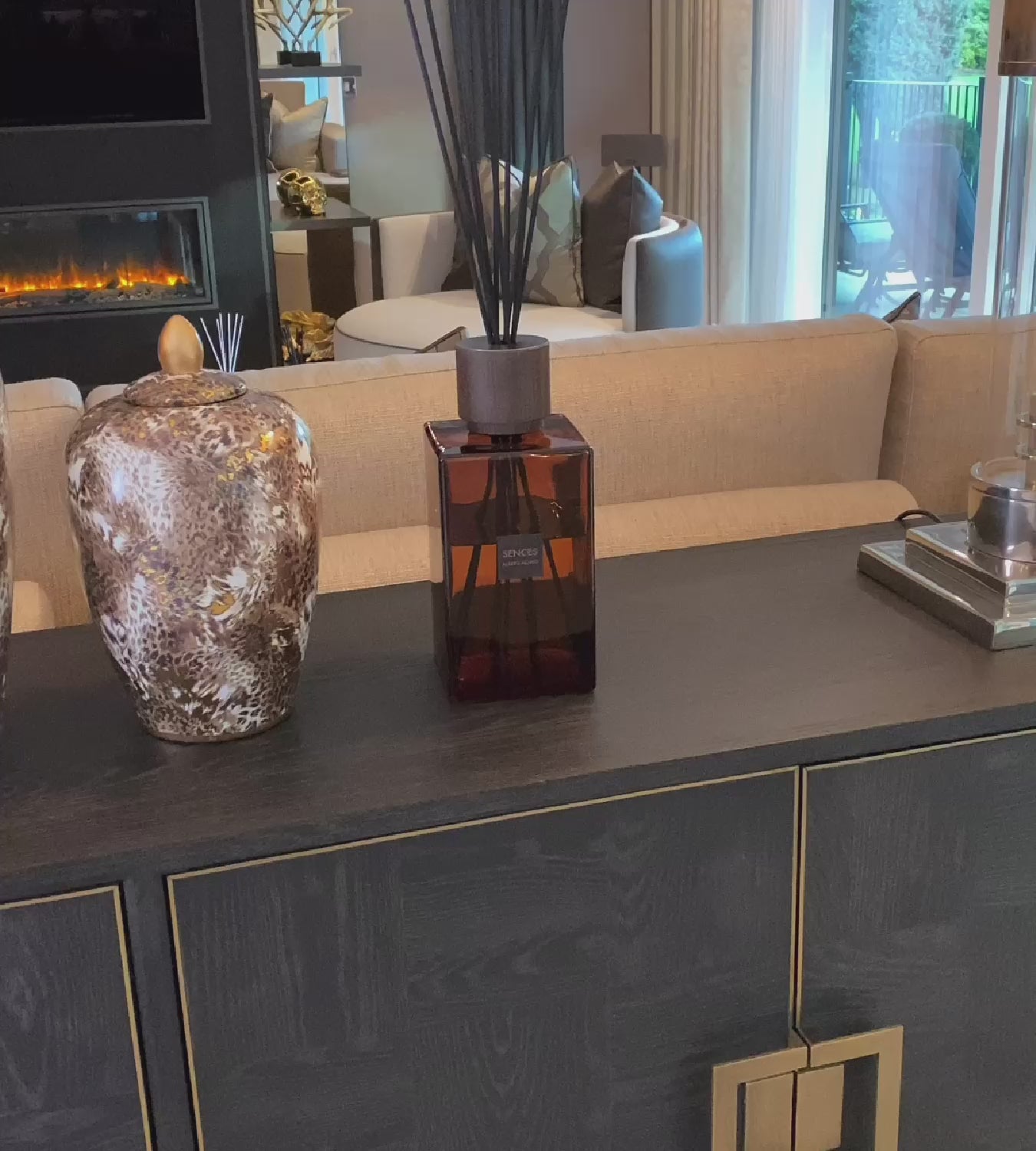 Amber Extra Large Alang Alang Reed Diffuser - 2200ml